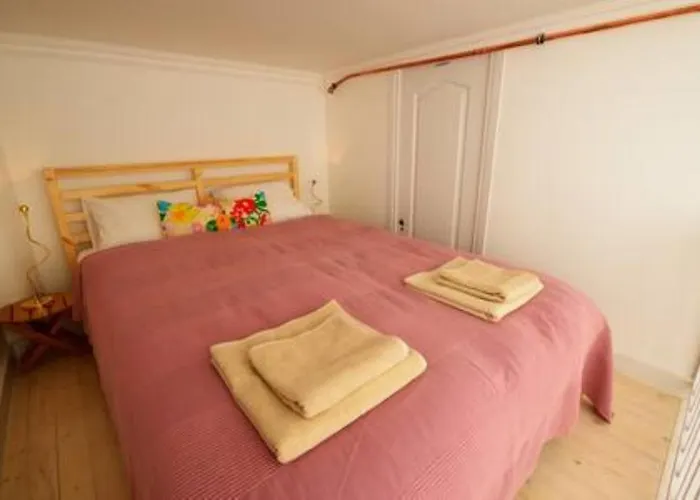 Orangehomes Two Bedroom Apartment Raday Str.